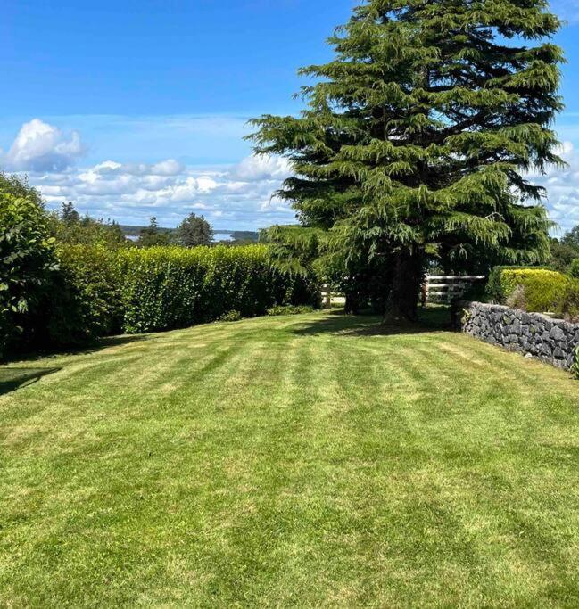 Hillcrest Lodge, Private Apartment On Lough Corrib, Oughterard Голвей Екстер'єр фото