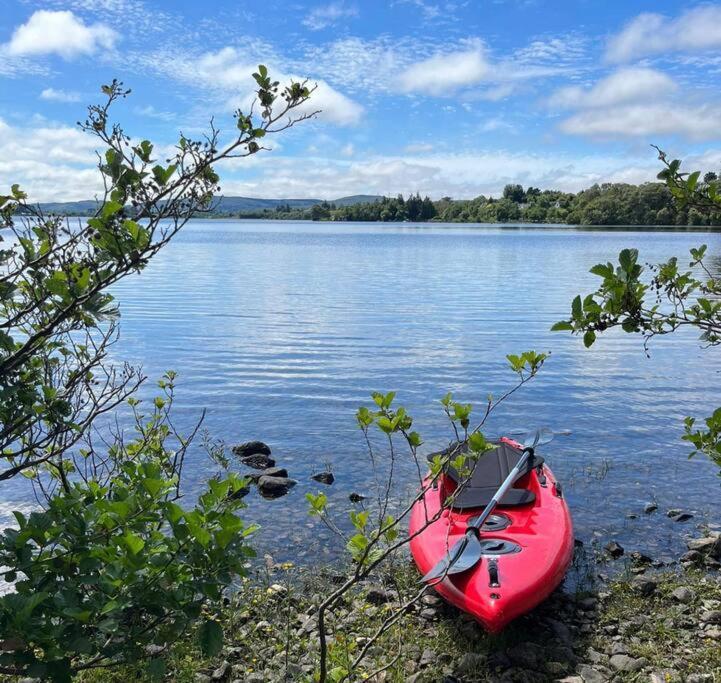Hillcrest Lodge, Private Apartment On Lough Corrib, Oughterard Голвей Екстер'єр фото
